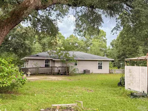 Exterior - 9087 John Hamm Rd, Milton, FL 32583 photo 3 of 18