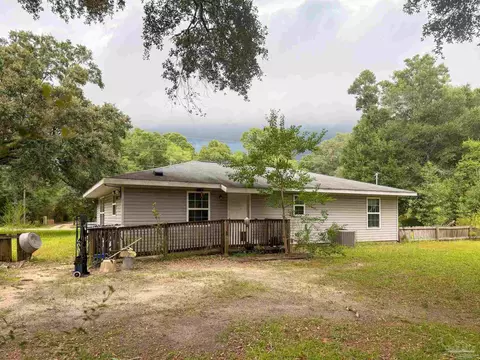 Exterior - 9087 John Hamm Rd, Milton, FL 32583 photo 2 of 18