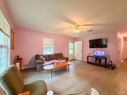Living - 9087 John Hamm Rd, Milton, FL 32583 photo 3 of 3