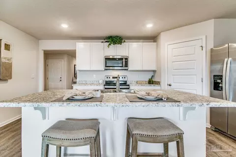 Kitchen - 6575 Stonefly Dr, Milton, FL 32583 photo 2 of 2
