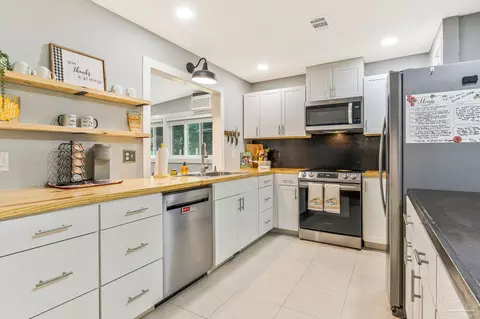 Kitchen - 5521 Ormond Dr, Pensacola, FL 32526 photo 1 of 7