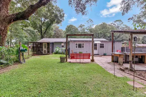 Exterior - 5521 Ormond Dr, Pensacola, FL 32526 photo 7 of 17