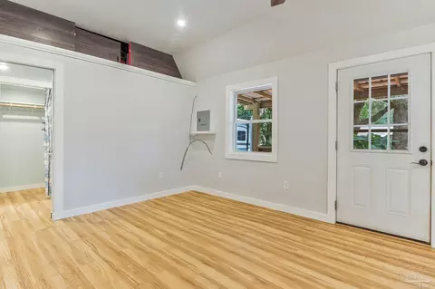 Bedroom - 5521 Ormond Dr, Pensacola, FL 32526 photo 10 of 10