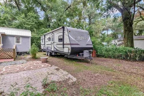 Exterior - 5521 Ormond Dr, Pensacola, FL 32526 photo 17 of 17