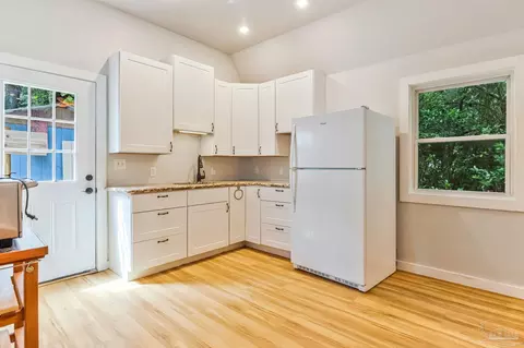 Kitchen - 5521 Ormond Dr, Pensacola, FL 32526 photo 7 of 7