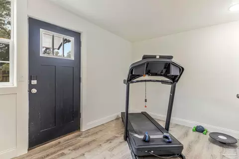 Entry Way - 5521 Ormond Dr, Pensacola, FL 32526 photo 1 of 1
