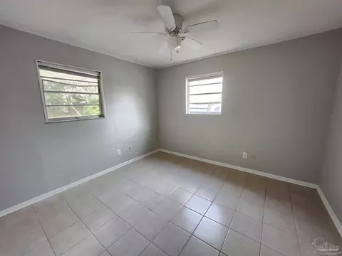 Bedroom - 6630 Applegate St, Milton, FL 32570 photo 5 of 7