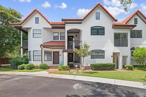 122 Baybridge Dr #K, Gulf Breeze, FL 32561