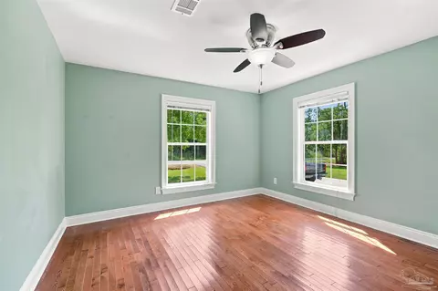 Bedroom - 3263 Damon Dr, Milton, FL 32583 photo 2 of 5