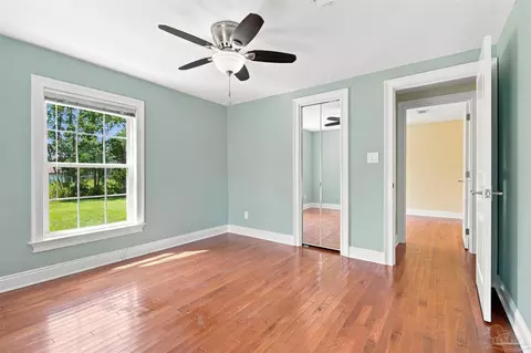 Bedroom - 3263 Damon Dr, Milton, FL 32583 photo 3 of 5