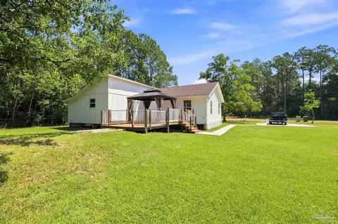 Exterior - 3263 Damon Dr, Milton, FL 32583 photo 3 of 3