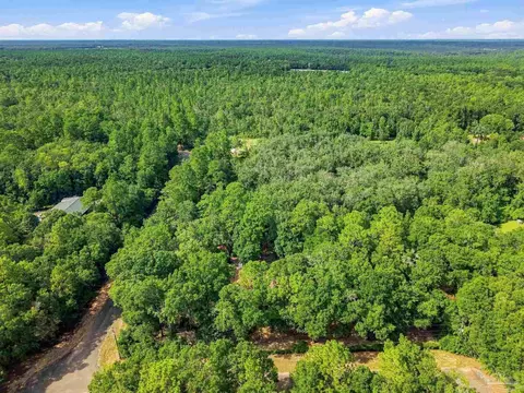 View/Area - 6932 Summit Pl, Milton, FL 32570 photo 3 of 16