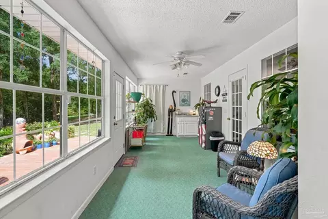Exterior - 6932 Summit Pl, Milton, FL 32570 photo 5 of 18