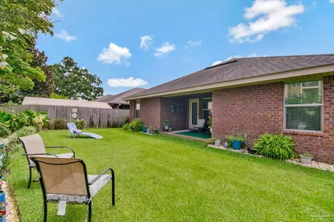 Exterior - 3464 Wasatch Range Loop, Pensacola, FL 32526 photo 6 of 8