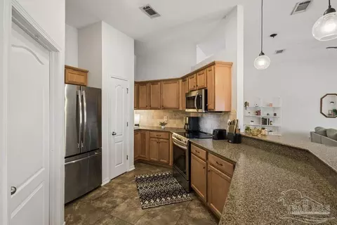 Kitchen - 5614 Silver Star Ct, Milton, FL 32583 photo 2 of 3