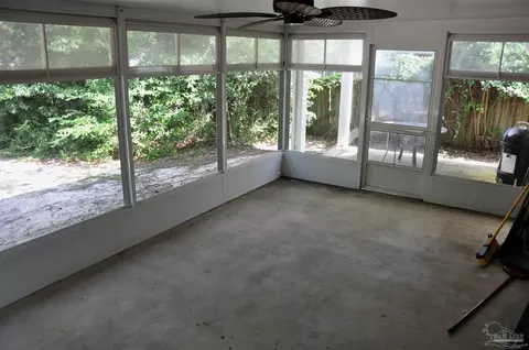 Exterior - 5930 Herlong Dr, Milton, FL 32570 photo 3 of 13