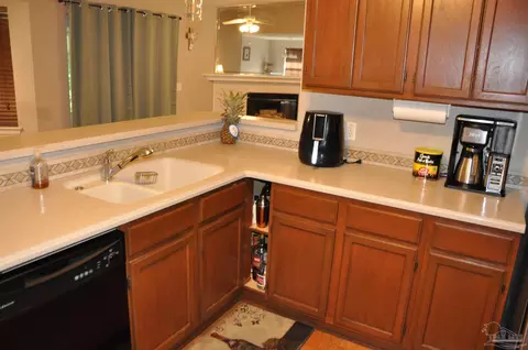 Kitchen - 5930 Herlong Dr, Milton, FL 32570 photo 5 of 6