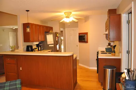 Kitchen - 5930 Herlong Dr, Milton, FL 32570 photo 2 of 6
