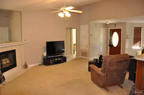 Living - 5930 Herlong Dr, Milton, FL 32570 photo 2 of 2