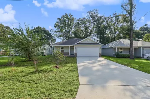 2802 Donley St, Pensacola, FL 32526