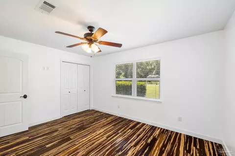 Bedroom - 1288 Eagle Dr, Cantonment, FL 32533 photo 4 of 8