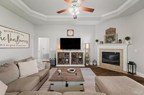 Living - 6446 Benelli Dr, Milton, FL 32570 photo 2 of 2
