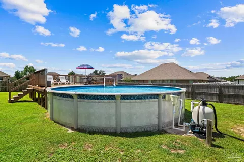 Exterior - 6446 Benelli Dr, Milton, FL 32570 photo 10 of 16