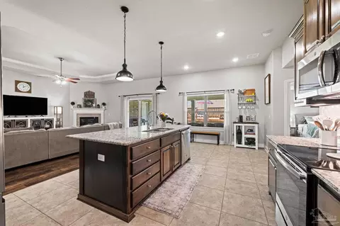 Kitchen - 6446 Benelli Dr, Milton, FL 32570 photo 5 of 5