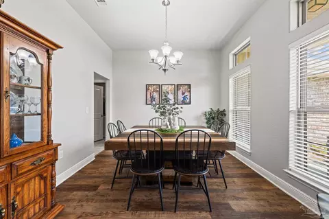 Dining - 6446 Benelli Dr, Milton, FL 32570 photo 2 of 2