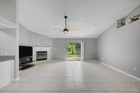 Living - 3516 Gardenview Rd, Pace, FL 32571 photo 2 of 5
