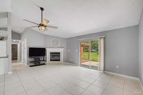 Living - 3516 Gardenview Rd, Pace, FL 32571 photo 3 of 5