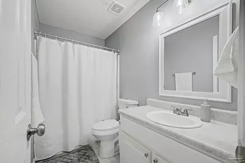 Bath - 3516 Gardenview Rd, Pace, FL 32571 photo 4 of 4