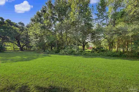 Exterior - 3516 Gardenview Rd, Pace, FL 32571 photo 14 of 19