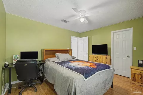 Bedroom - 3516 Gardenview Rd, Pace, FL 32571 photo 5 of 7