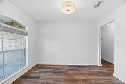 Living - 4052 Buttonbush Dr, Milton, FL 32583 photo 1 of 5