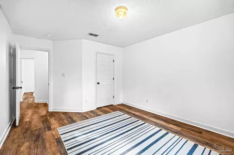Bedroom - 4052 Buttonbush Dr, Milton, FL 32583 photo 4 of 4