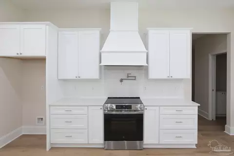 Kitchen - 2433 Walling Rd, Milton, FL 32570 photo 1 of 3