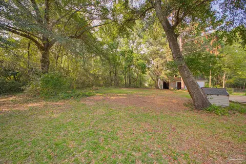 Exterior - 5575 Inwood Dr, Pace, FL 32571 photo 1 of 8