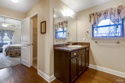 Entry Way - 4493 Hampton Bay Blvd, Milton, FL 32583 photo 5 of 7