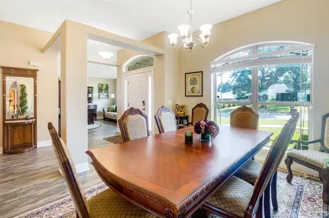 Dining - 4493 Hampton Bay Blvd, Milton, FL 32583 photo 2 of 3