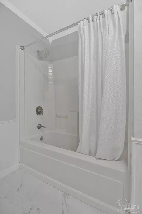 Bath - 4751 W Spencer Field Rd, Pace, FL 32571 photo 5 of 5