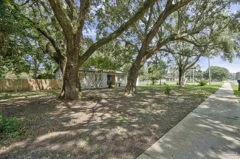 Exterior - 4751 W Spencer Field Rd, Pace, FL 32571 photo 5 of 12