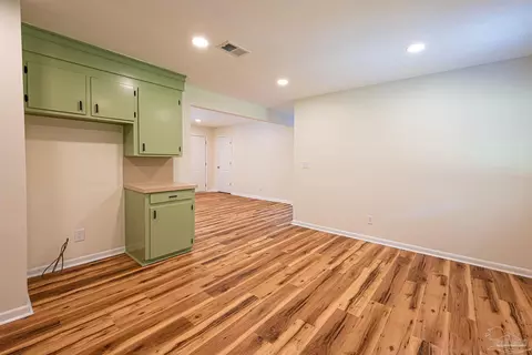 Living - 3920 Ranch Rd, Pace, FL 32571 photo 3 of 4