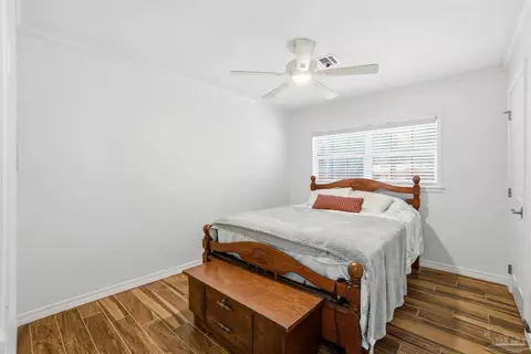 Bedroom - 4708 Dean Dr, Pace, FL 32571 photo 5 of 10