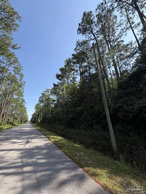 000 N 14th Ave, Milton, FL 32583 photo 6