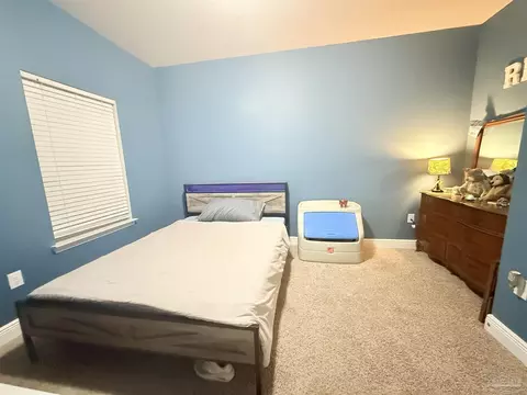Bedroom - 2805 Gemstone Cir, Pace, FL 32571 photo 4 of 4