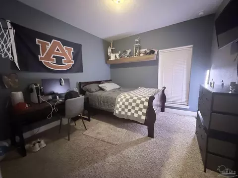 Bedroom - 2805 Gemstone Cir, Pace, FL 32571 photo 3 of 4