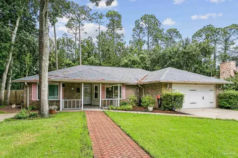 2908 Coral Strip Pkwy, Gulf Breeze, FL 32563