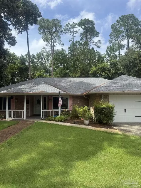 2908 Coral Strip Pkwy, Gulf Breeze, FL 32563