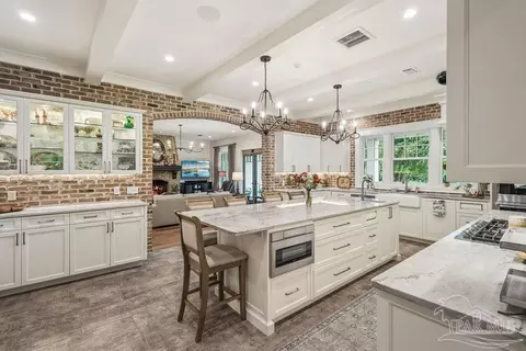 Kitchen - 2433 Wallace Lake Rd, Pace, FL 32571 photo 3 of 11